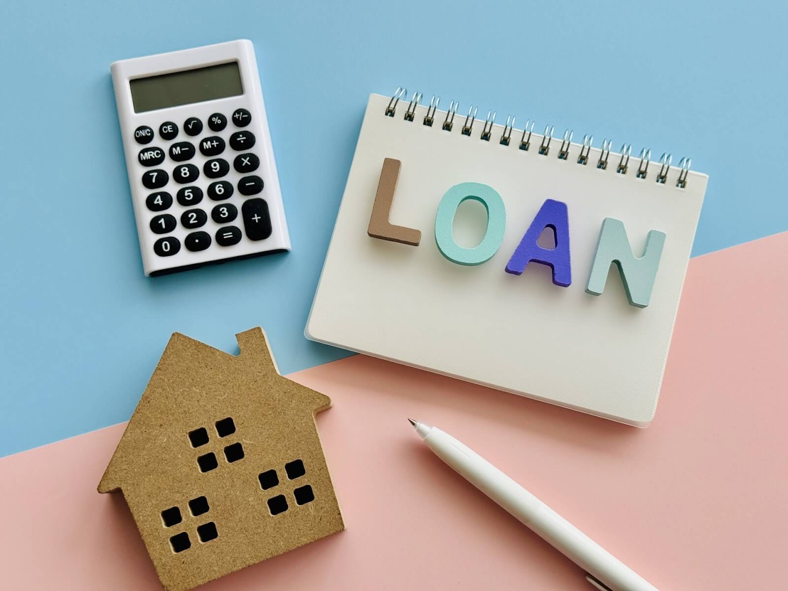 住宅ローン金利は10年後どうなる？上昇予想と今すぐできる対策を解説